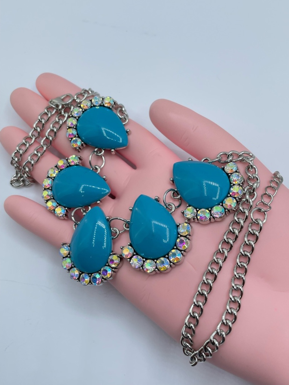 Silver Tone Turquoise Acrylic AB Crystal Statement Necklace Chunky New - Picture 5 of 6